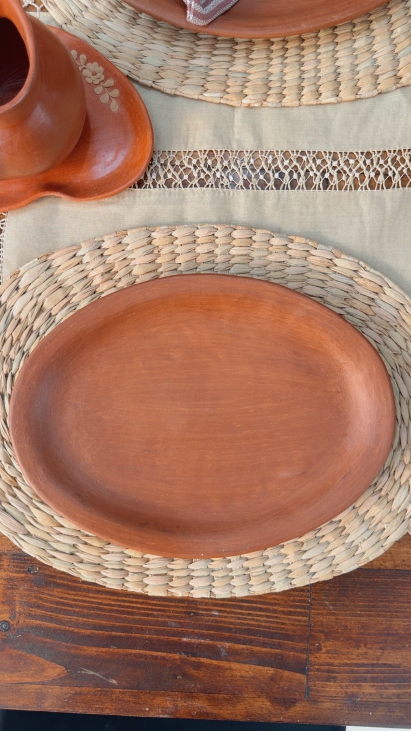 Plato ovalado 30 cms barro rojo