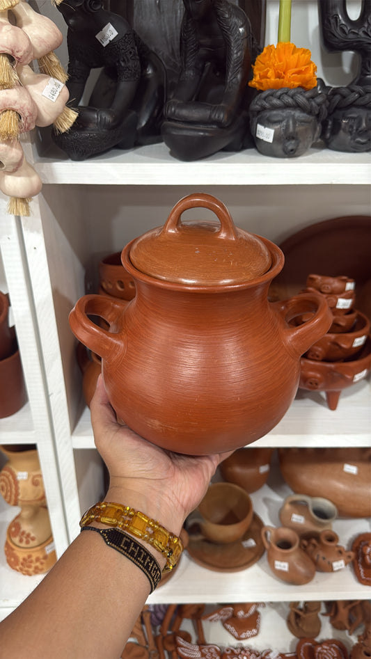 Olla de medio litro barro rojo
