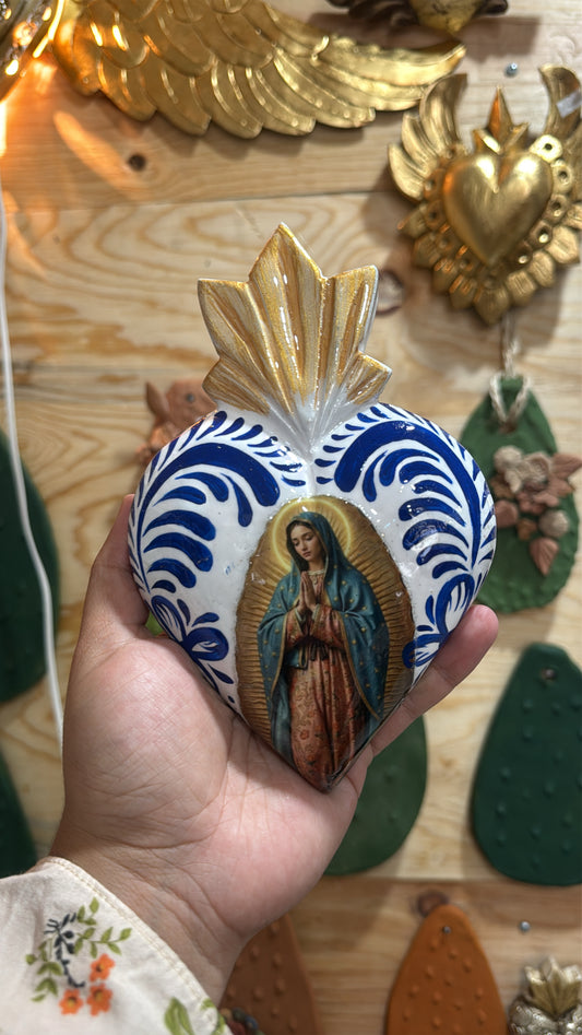 Corazón de madera estilo Talavera Virgen