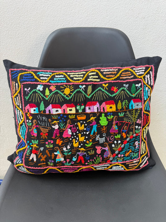 Funda de cojín Tzintzuntzan vida en el campo negro