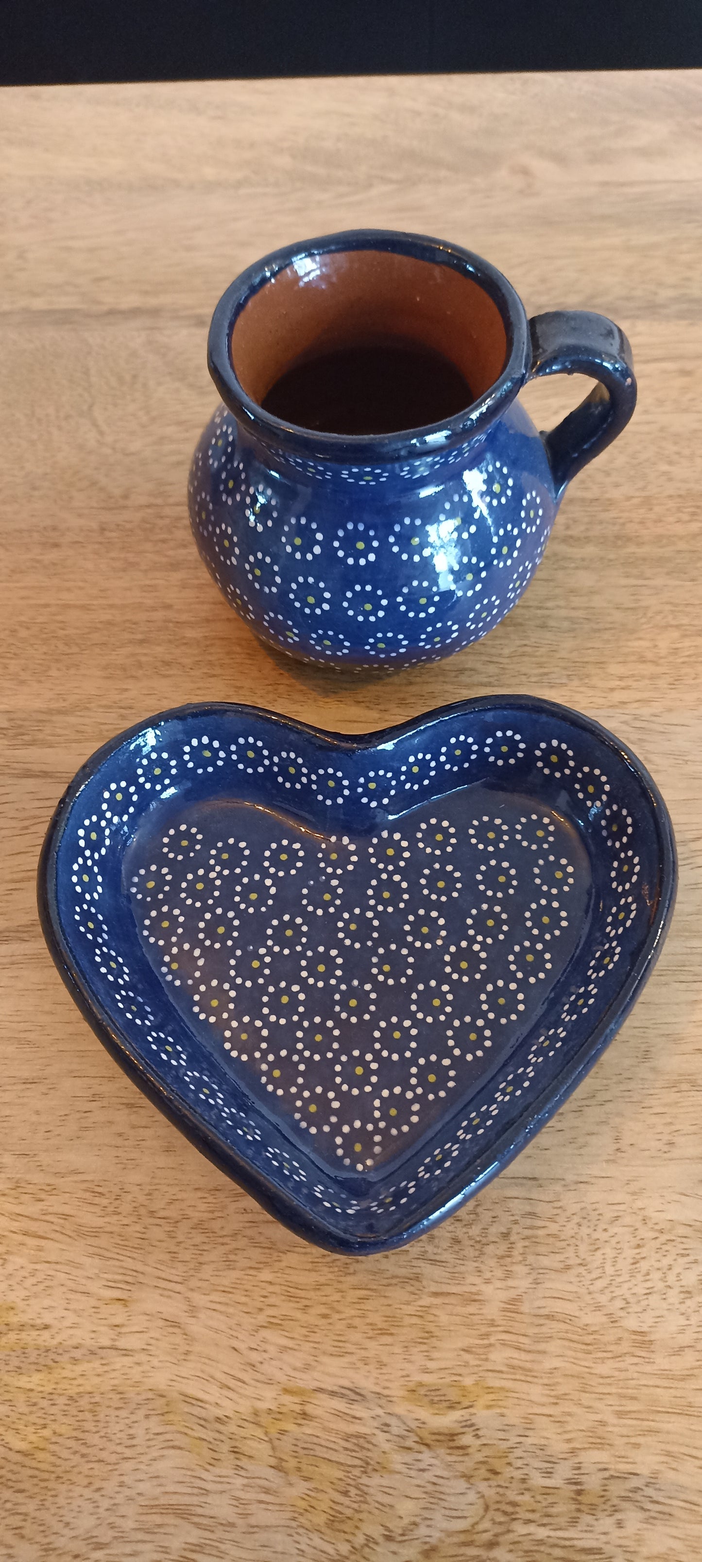 Set de taza con plato de corazón colors