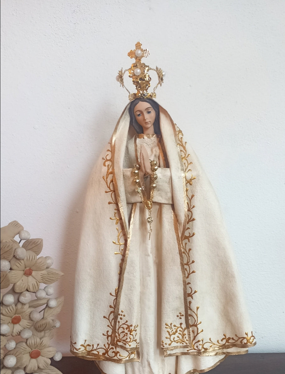 Virgen de Fátima arte en cerería