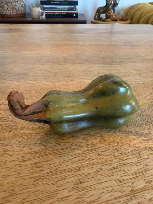 Calabaza verde acostada Zinapécuaro colección noche de ánimas